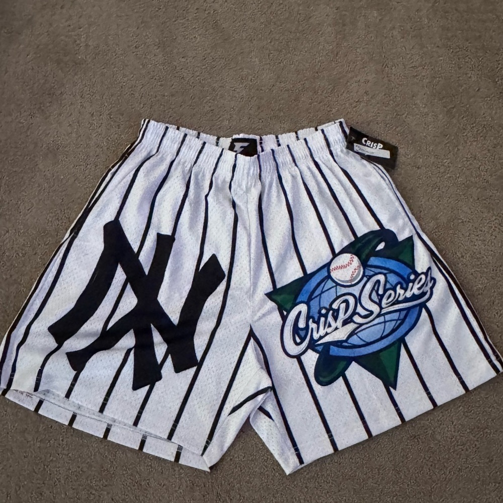 New York Yankees Mesh Basketball Shorts